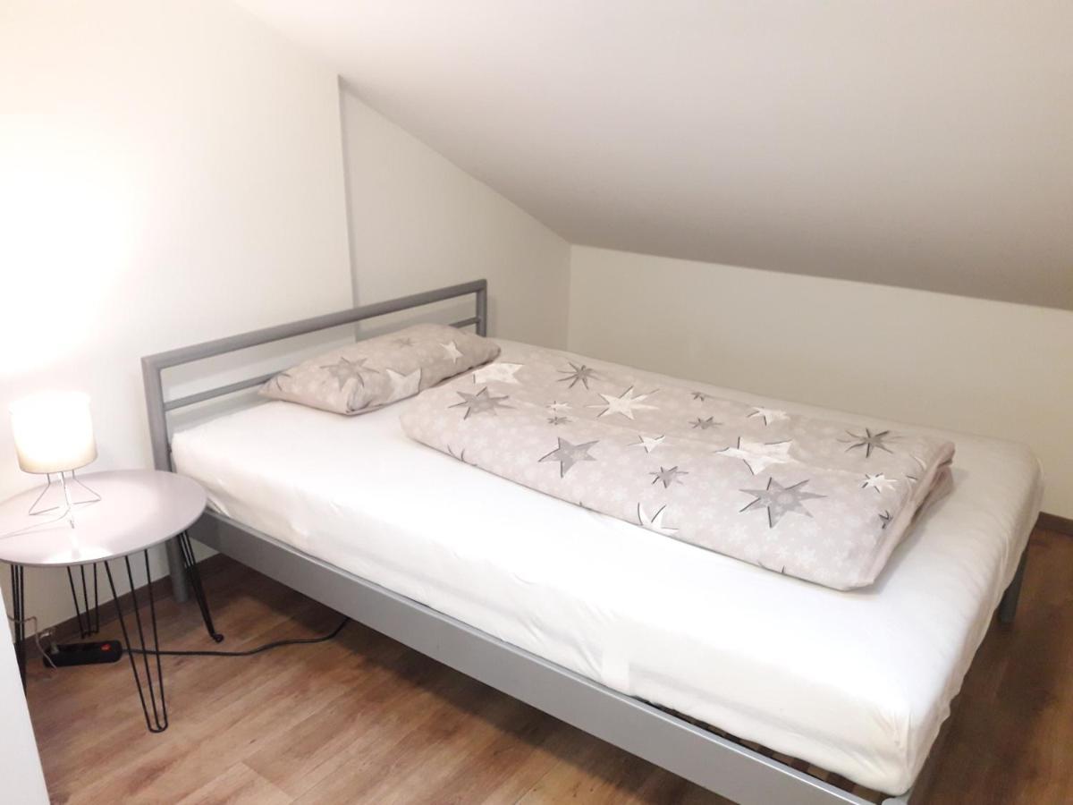 Apartment In Ruhiger Waldrandlage