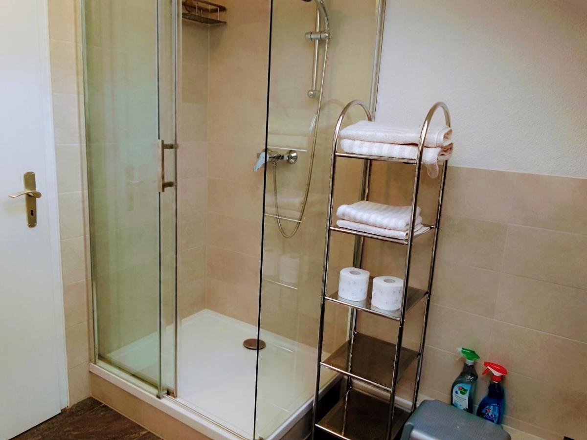 Appartement In Ruhiger Waldrandlage *