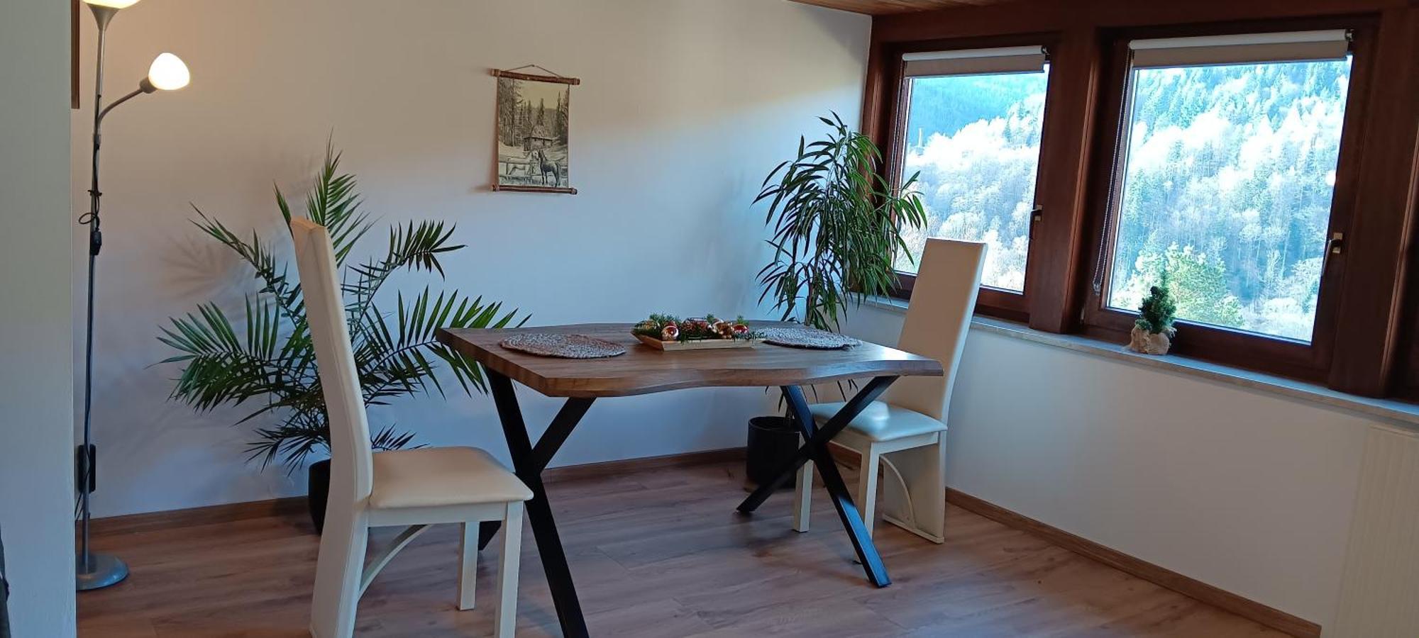 In Ruhiger Waldrandlage Appartement *